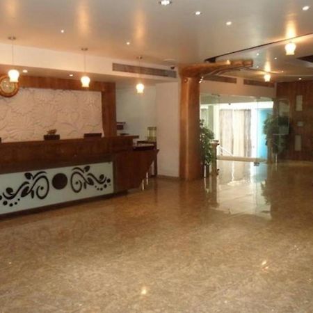 Hotel Maan Residency Satellite Road Ahmedabad Exterior foto